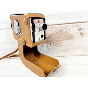 Kodak Brownie Vintage 8mm Movie Camera W/Leather Case Made In USA Untested